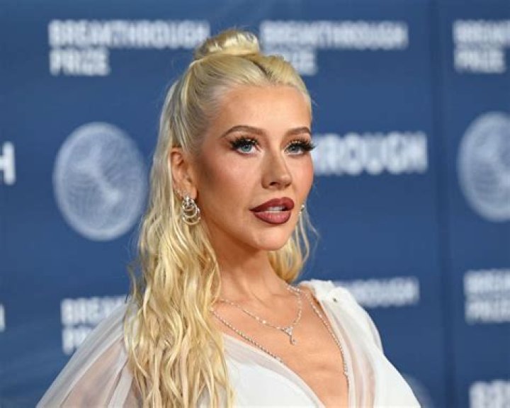 Discover Christina Aguilera's Instagram: Behind-the-Scenes And Beyond